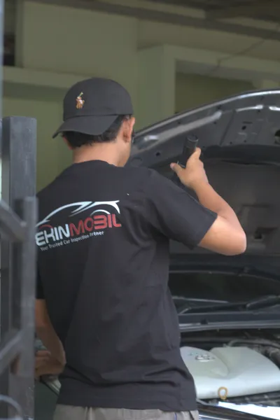 Layanan inspeksi mobil bekas terpercaya - pemeriksaan body, interior dan eksterior kendaraan
